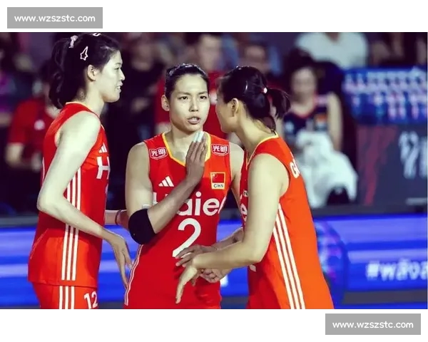 中国女排在世界联赛中逆转夺冠展现强大团队精神与战术魅力 中国女排在世界联赛中逆转夺冠展现强大团队精神与战术魅力